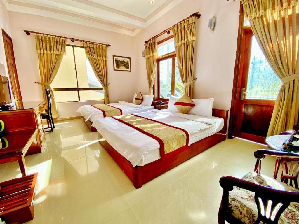 Gold Night Hotel Да Лат Екстериор снимка
