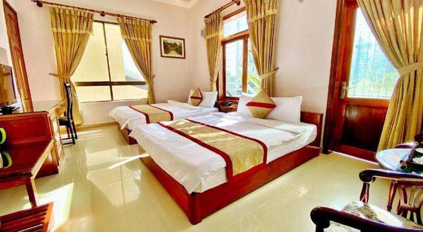 Gold Night Hotel Да Лат Екстериор снимка