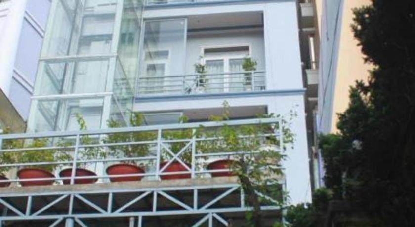 Gold Night Hotel Да Лат Екстериор снимка