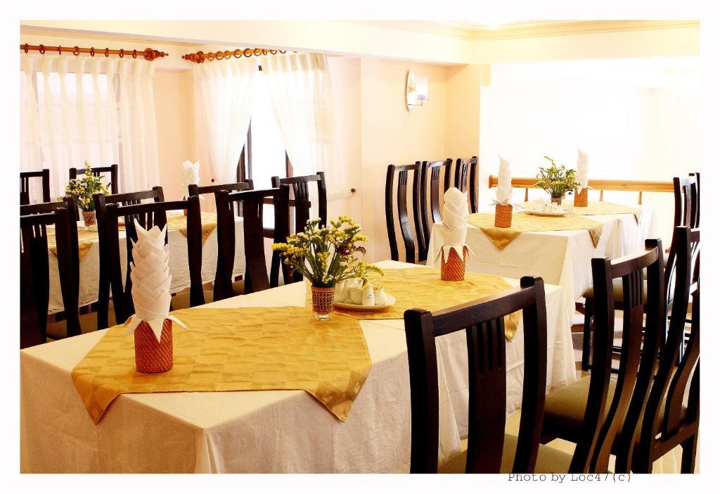 Gold Night Hotel Да Лат Екстериор снимка